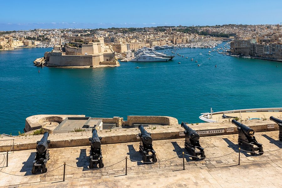 Le Grand Port de La Valette à Malte, vu depuis la Saluting Battery